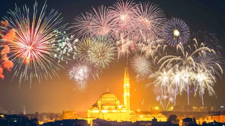 ارزانترین تور استانبول سال نو میلادی ۲۰۲۶  چگونه سفر ارزان اما باکیفیت داشته باشیم؟
