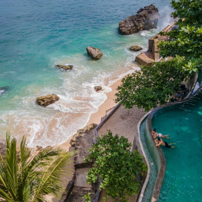 تور بالی آذر